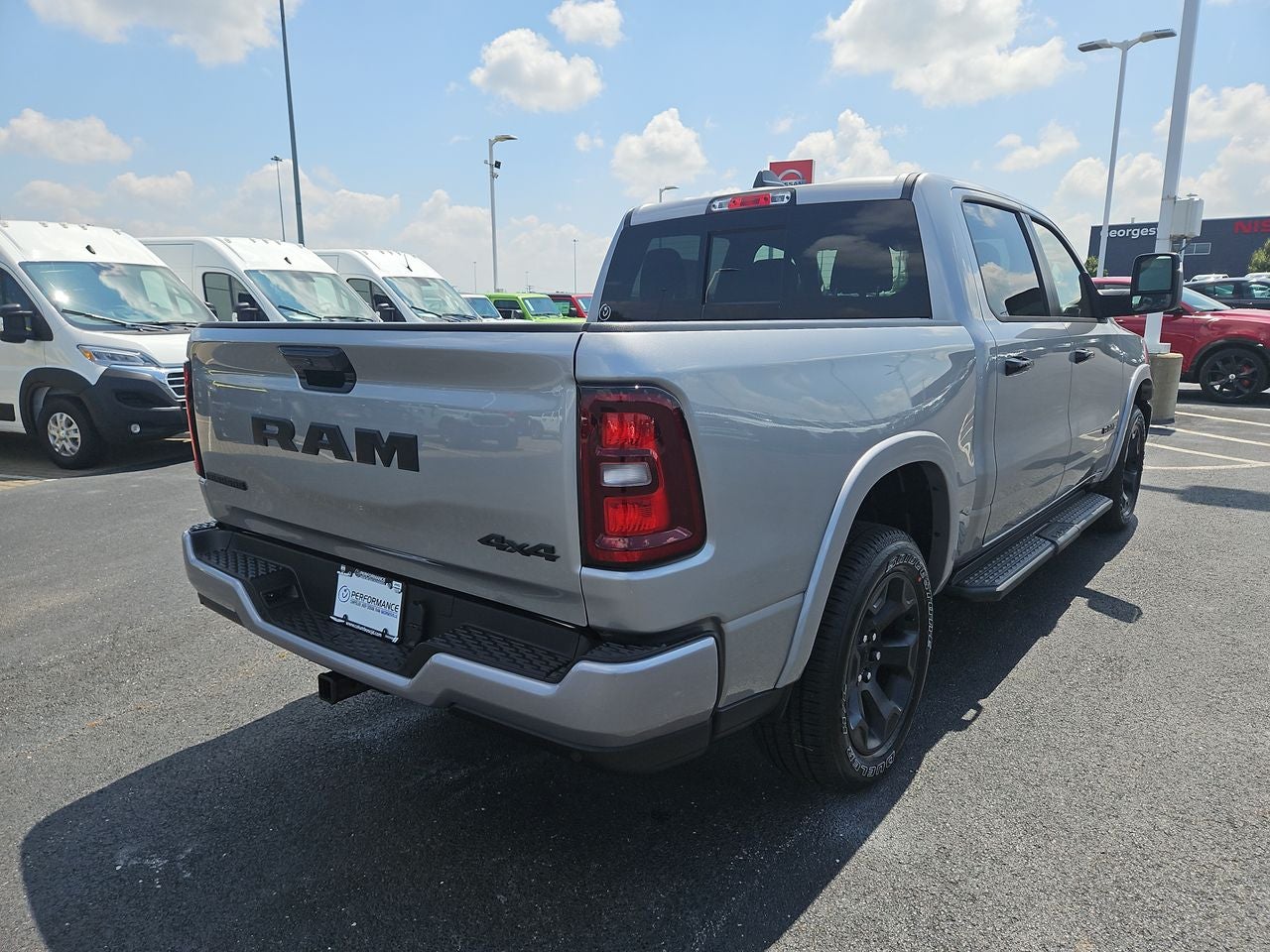 2025 RAM Ram 1500 RAM 1500 BIG HORN CREW CAB 4X4 5'7' BOX