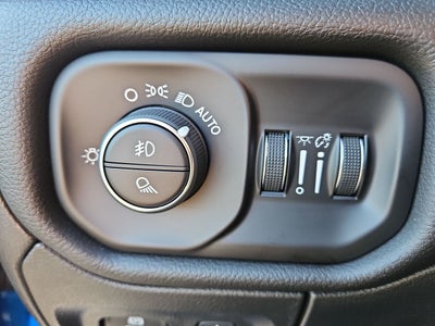 2025 RAM Ram 1500 RAM 1500 BIG HORN CREW CAB 4X4 5'7' BOX