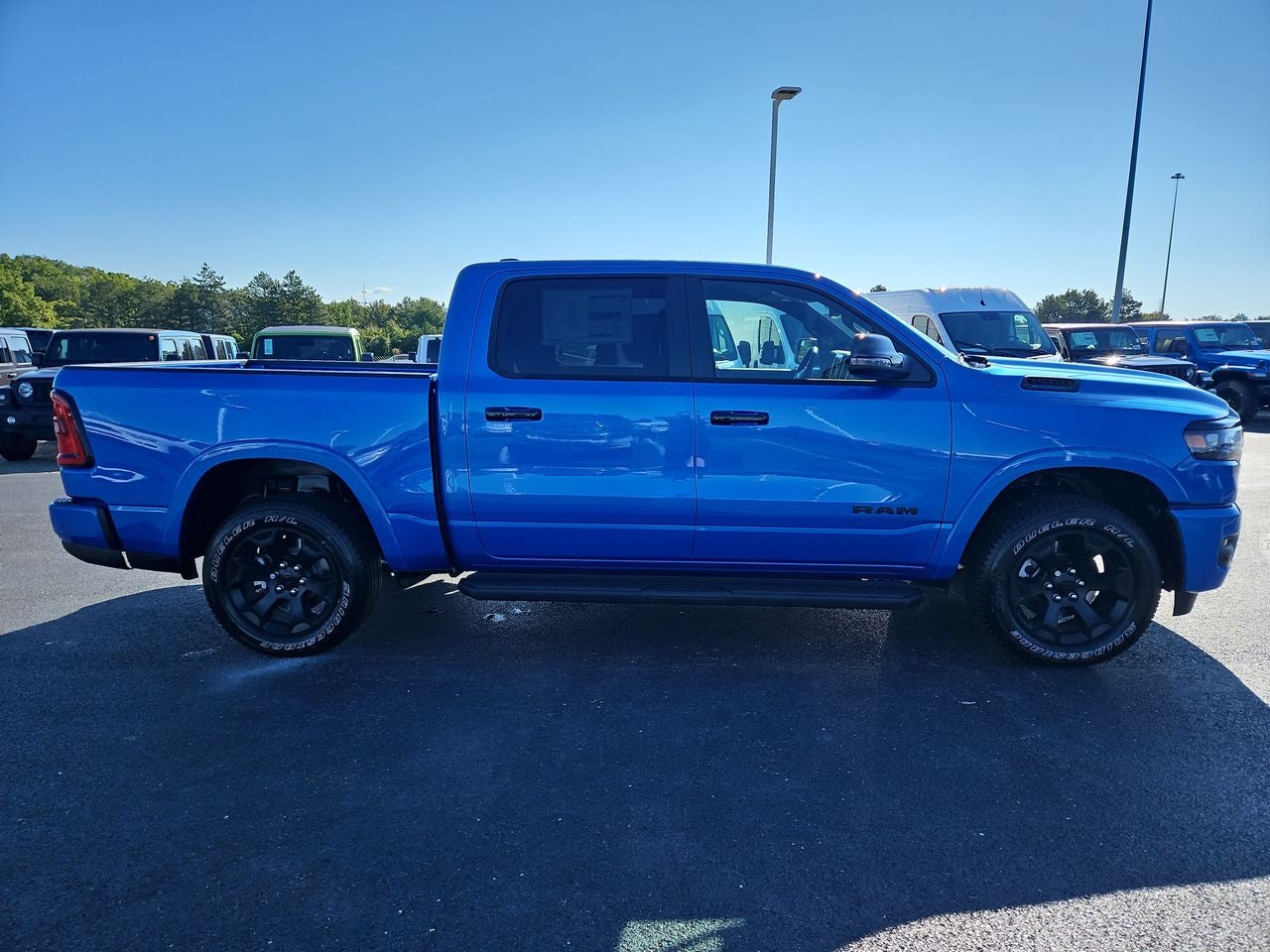 2025 RAM Ram 1500 RAM 1500 BIG HORN CREW CAB 4X4 5'7' BOX