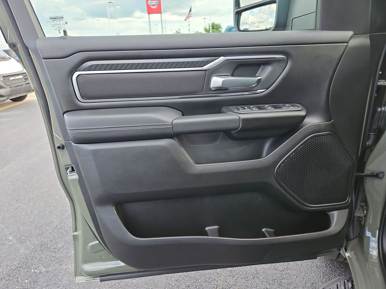 2025 RAM Ram 1500 RAM 1500 BIG HORN CREW CAB 4X4 5'7' BOX