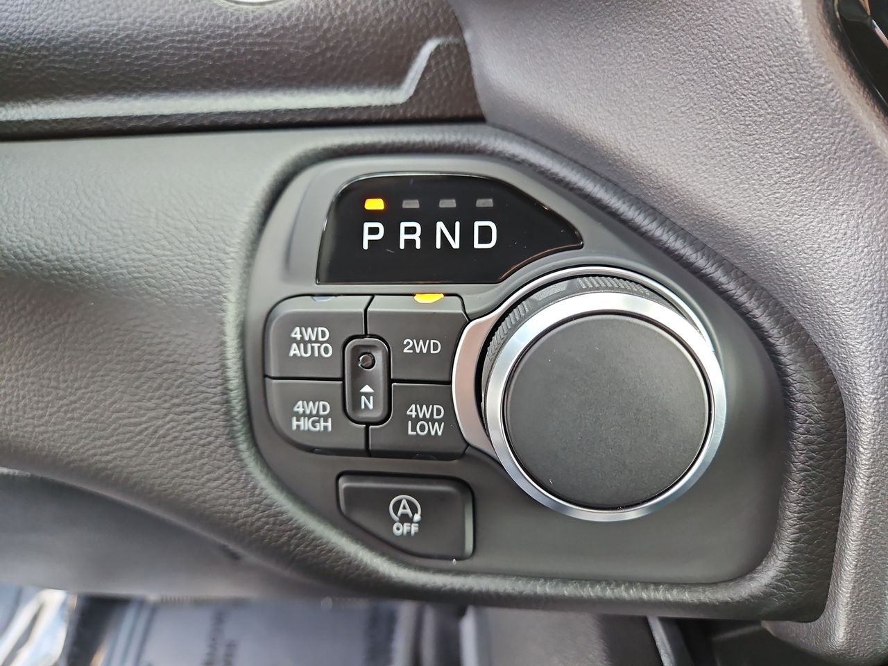 2025 RAM Ram 1500 RAM 1500 BIG HORN CREW CAB 4X4 5'7' BOX