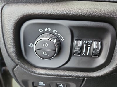 2025 RAM Ram 1500 RAM 1500 BIG HORN CREW CAB 4X4 5'7' BOX