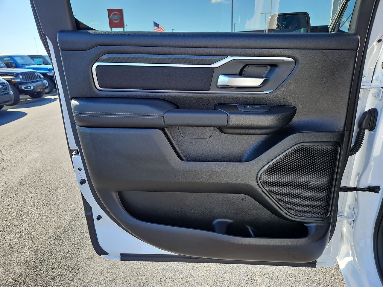 2025 RAM Ram 1500 RAM 1500 BIG HORN CREW CAB 4X4 5'7' BOX