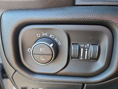 2025 RAM Ram 1500 RAM 1500 BIG HORN CREW CAB 4X4 5'7' BOX