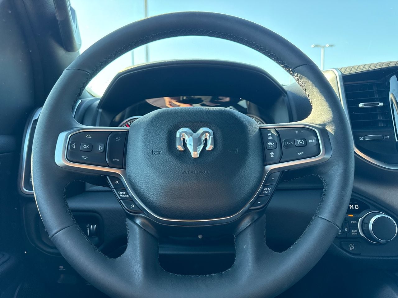 2025 RAM 1500 Big Horn Crew Cab 4x4 5'7' Box