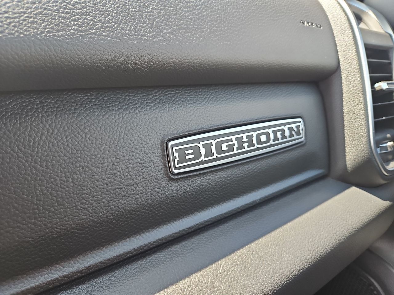 2025 RAM Ram 1500 RAM 1500 BIG HORN CREW CAB 4X4 5'7' BOX