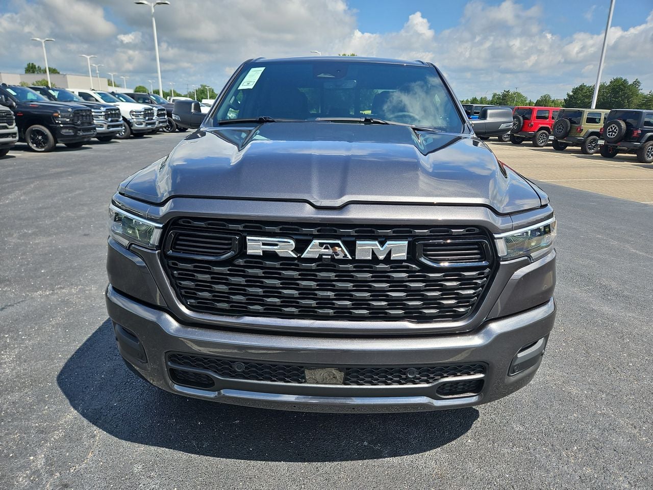2025 RAM Ram 1500 RAM 1500 BIG HORN CREW CAB 4X4 5'7' BOX