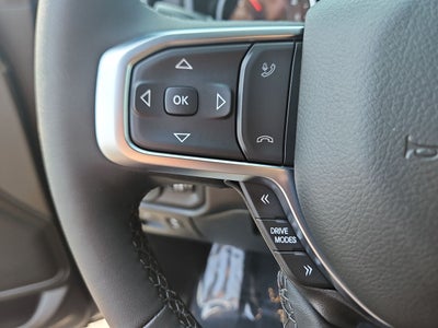 2025 RAM Ram 1500 RAM 1500 BIG HORN CREW CAB 4X4 5'7' BOX