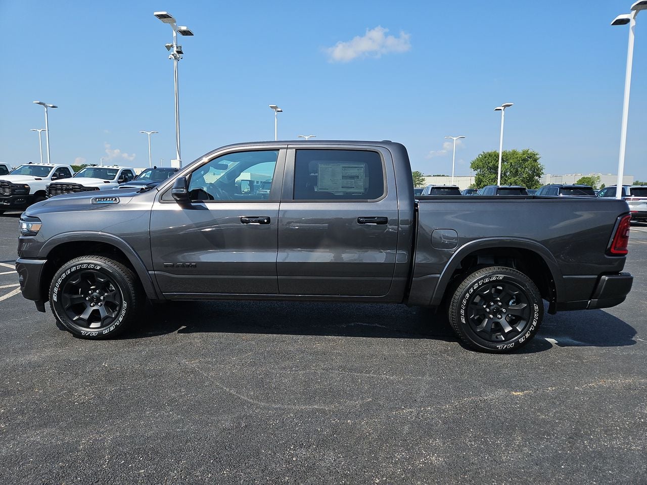 2025 RAM Ram 1500 RAM 1500 BIG HORN CREW CAB 4X4 5'7' BOX