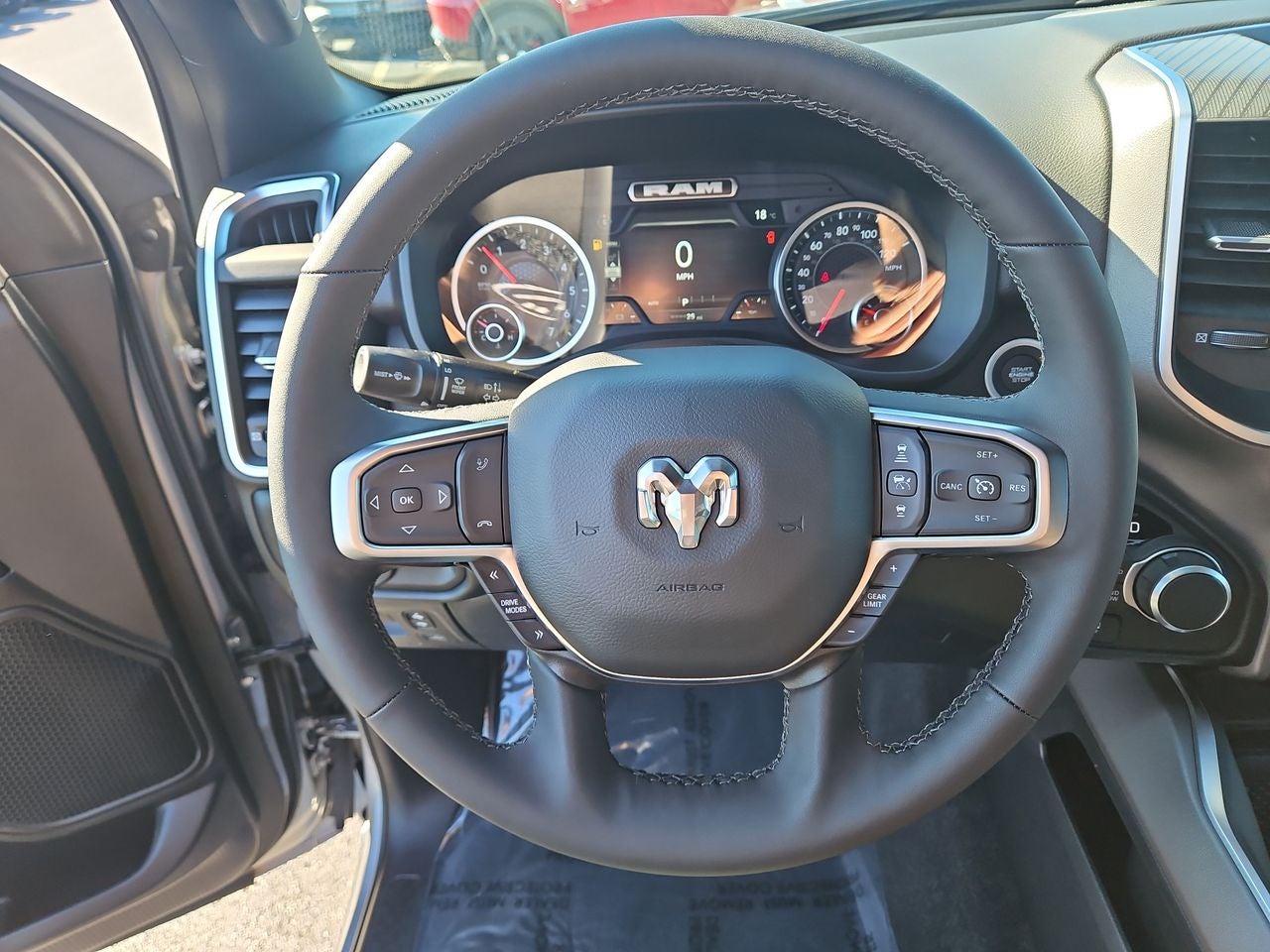 2025 RAM Ram 1500 RAM 1500 BIG HORN CREW CAB 4X4 5'7' BOX