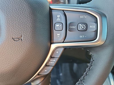 2025 RAM Ram 1500 RAM 1500 BIG HORN CREW CAB 4X4 5'7' BOX