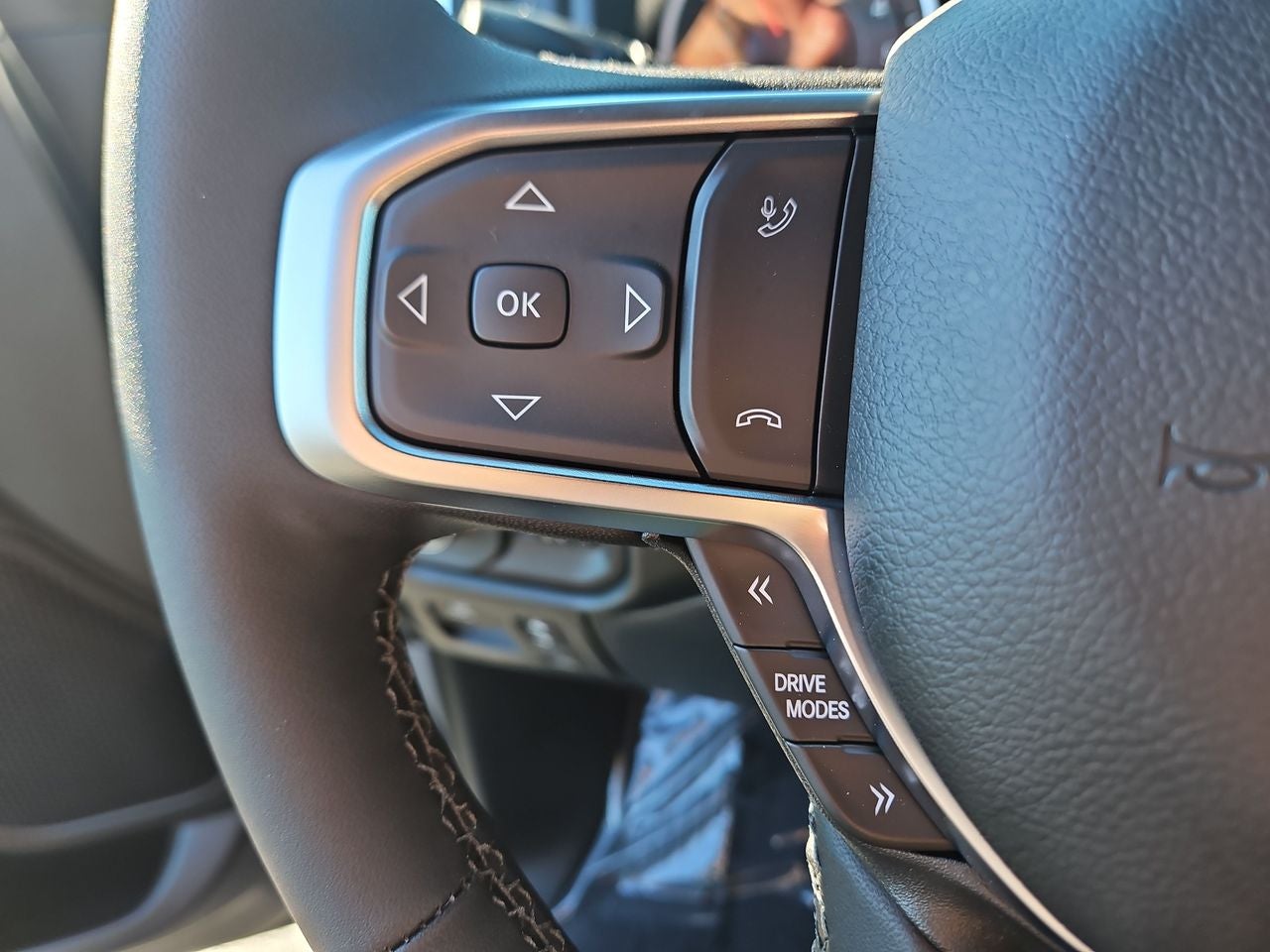 2025 RAM Ram 1500 RAM 1500 BIG HORN CREW CAB 4X4 5'7' BOX