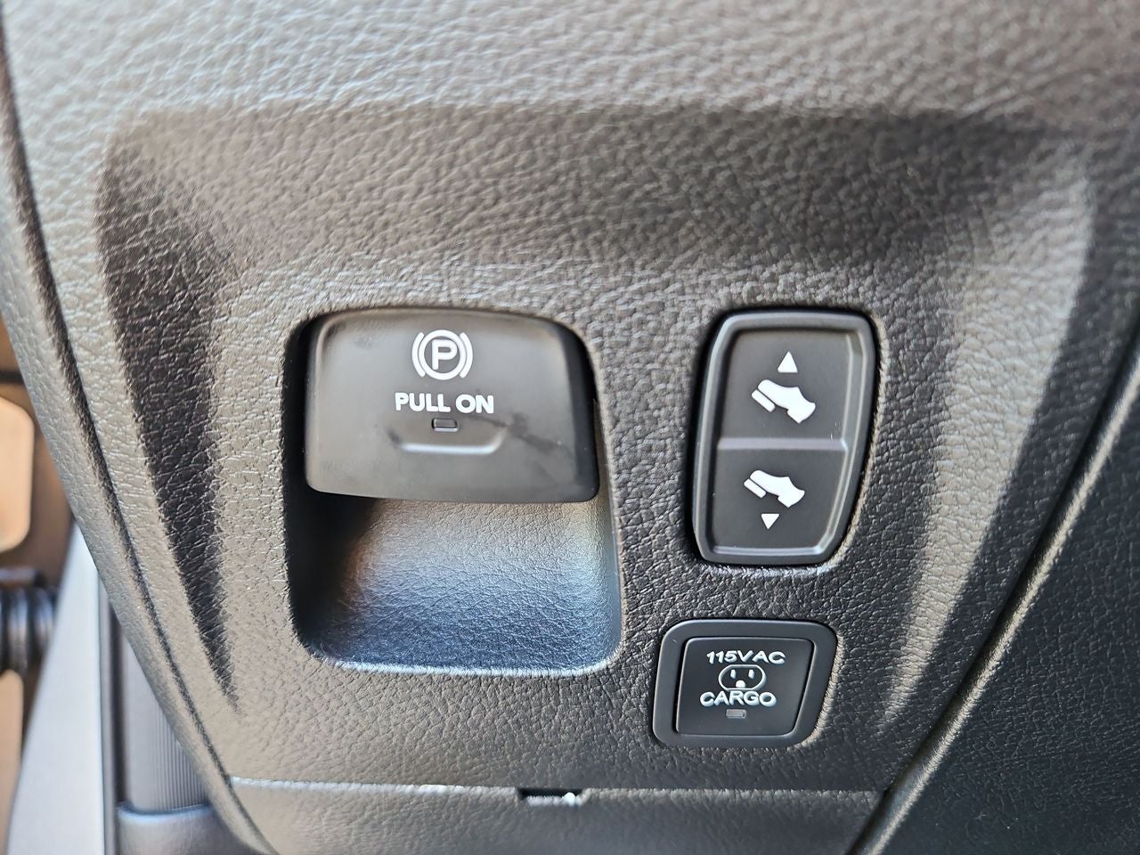 2025 RAM Ram 1500 RAM 1500 BIG HORN CREW CAB 4X4 5'7' BOX