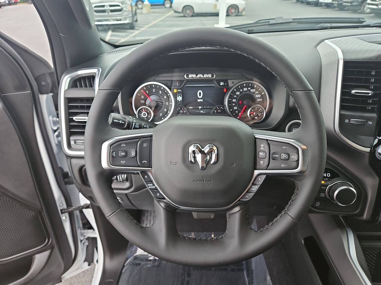 2025 RAM Ram 1500 RAM 1500 BIG HORN CREW CAB 4X4 5'7' BOX