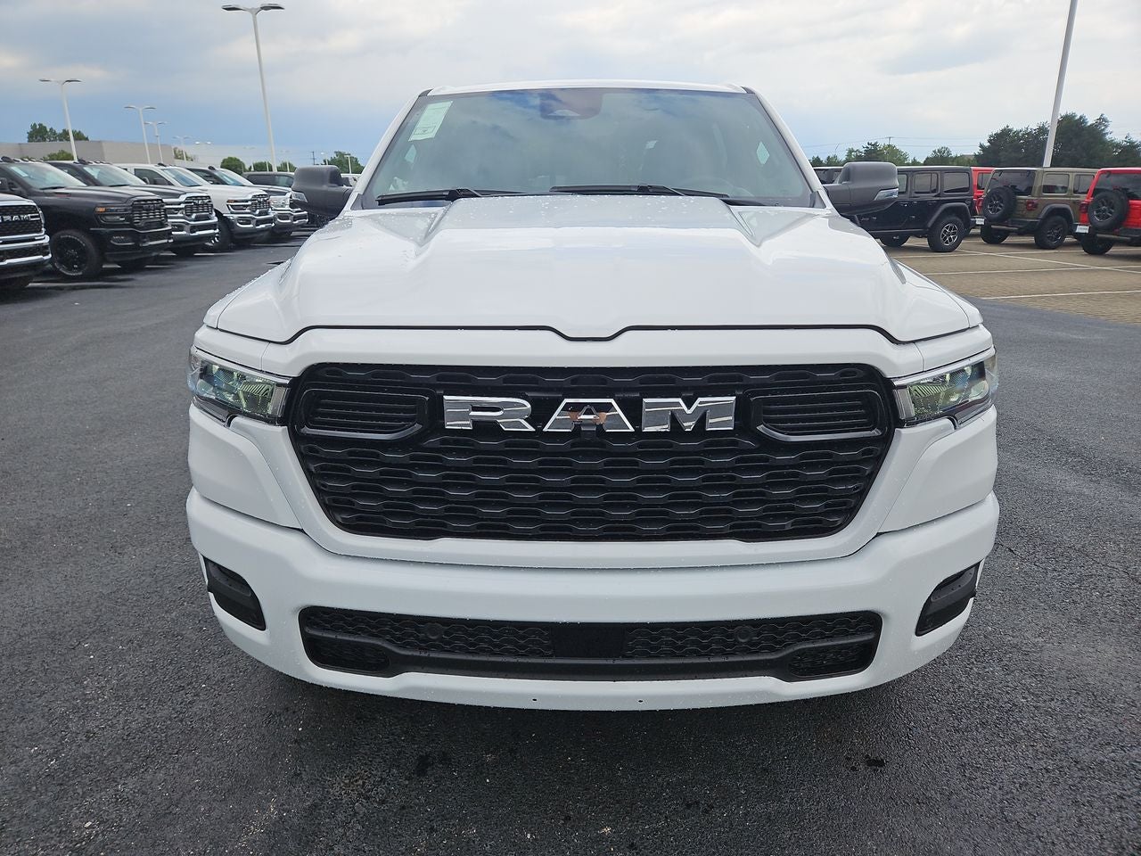 2025 RAM Ram 1500 RAM 1500 BIG HORN CREW CAB 4X4 5'7' BOX