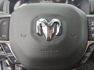 2025 RAM Ram 1500 RAM 1500 BIG HORN CREW CAB 4X4 5'7' BOX