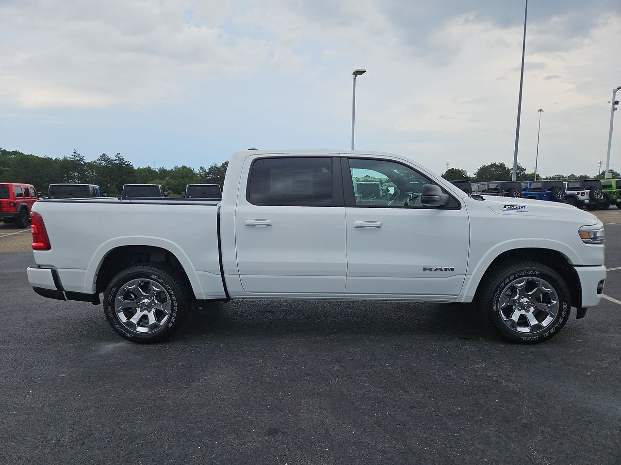 2025 RAM Ram 1500 RAM 1500 BIG HORN CREW CAB 4X4 5'7' BOX