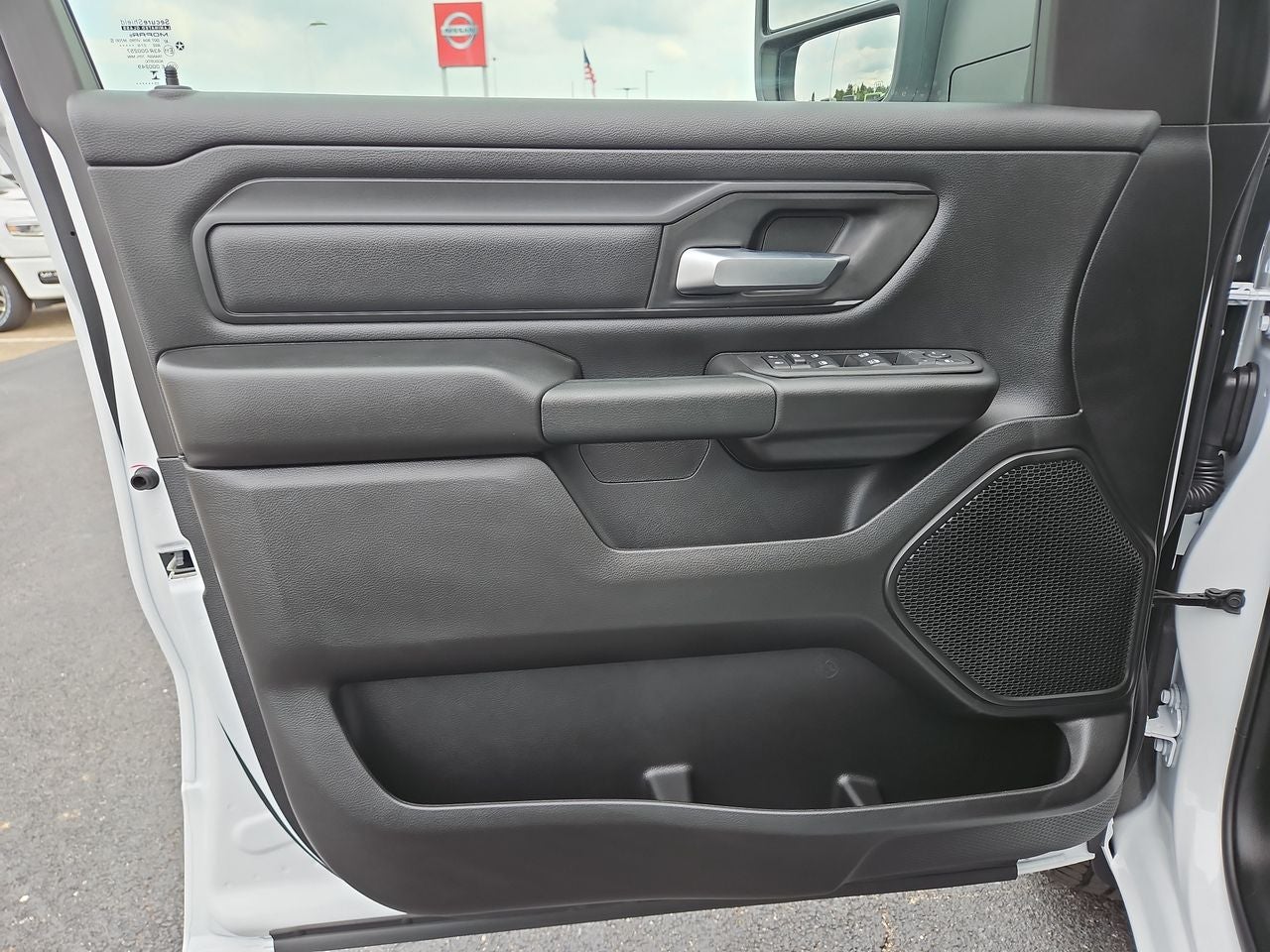 2025 RAM Ram 1500 RAM 1500 TRADESMAN CREW CAB 4X4 5'7' BOX