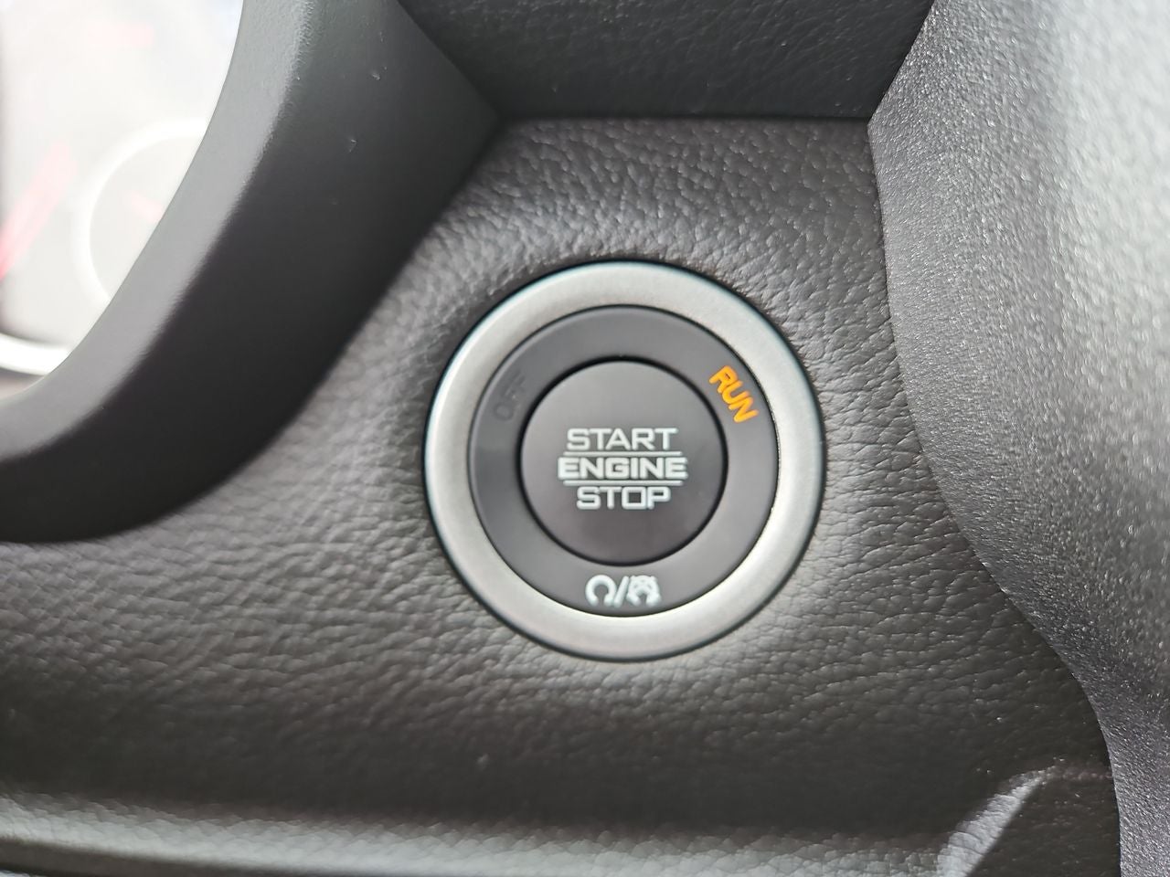 2025 RAM Ram 1500 RAM 1500 TRADESMAN CREW CAB 4X4 5'7' BOX