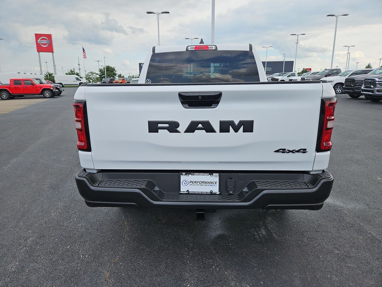 2025 RAM Ram 1500 RAM 1500 TRADESMAN CREW CAB 4X4 5'7' BOX