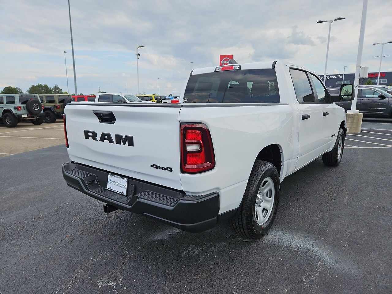2025 RAM Ram 1500 RAM 1500 TRADESMAN CREW CAB 4X4 5'7' BOX