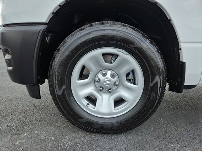 2025 RAM Ram 1500 RAM 1500 TRADESMAN CREW CAB 4X4 5'7' BOX