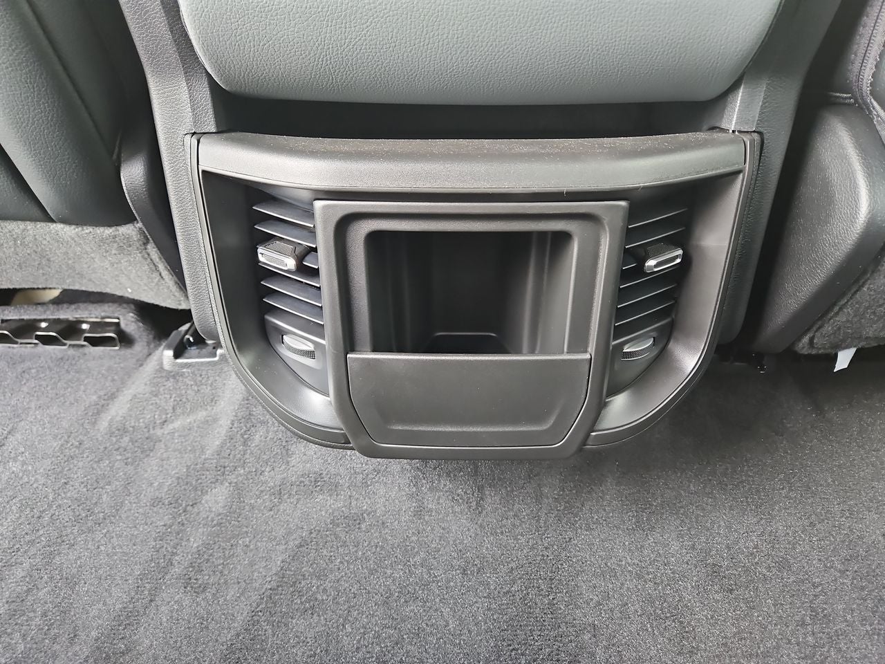 2025 RAM Ram 1500 RAM 1500 TRADESMAN CREW CAB 4X4 5'7' BOX