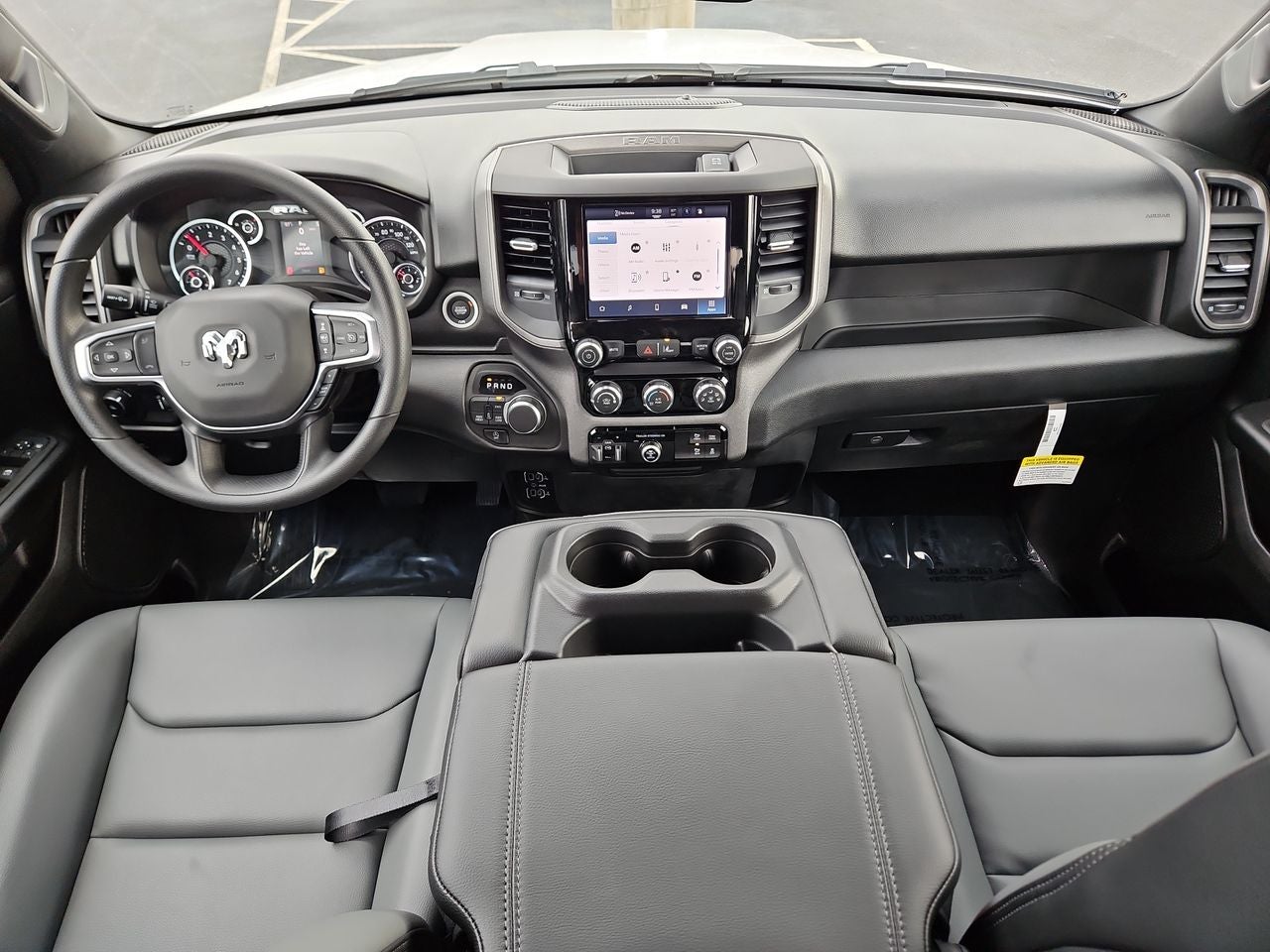 2025 RAM Ram 1500 RAM 1500 TRADESMAN CREW CAB 4X4 5'7' BOX