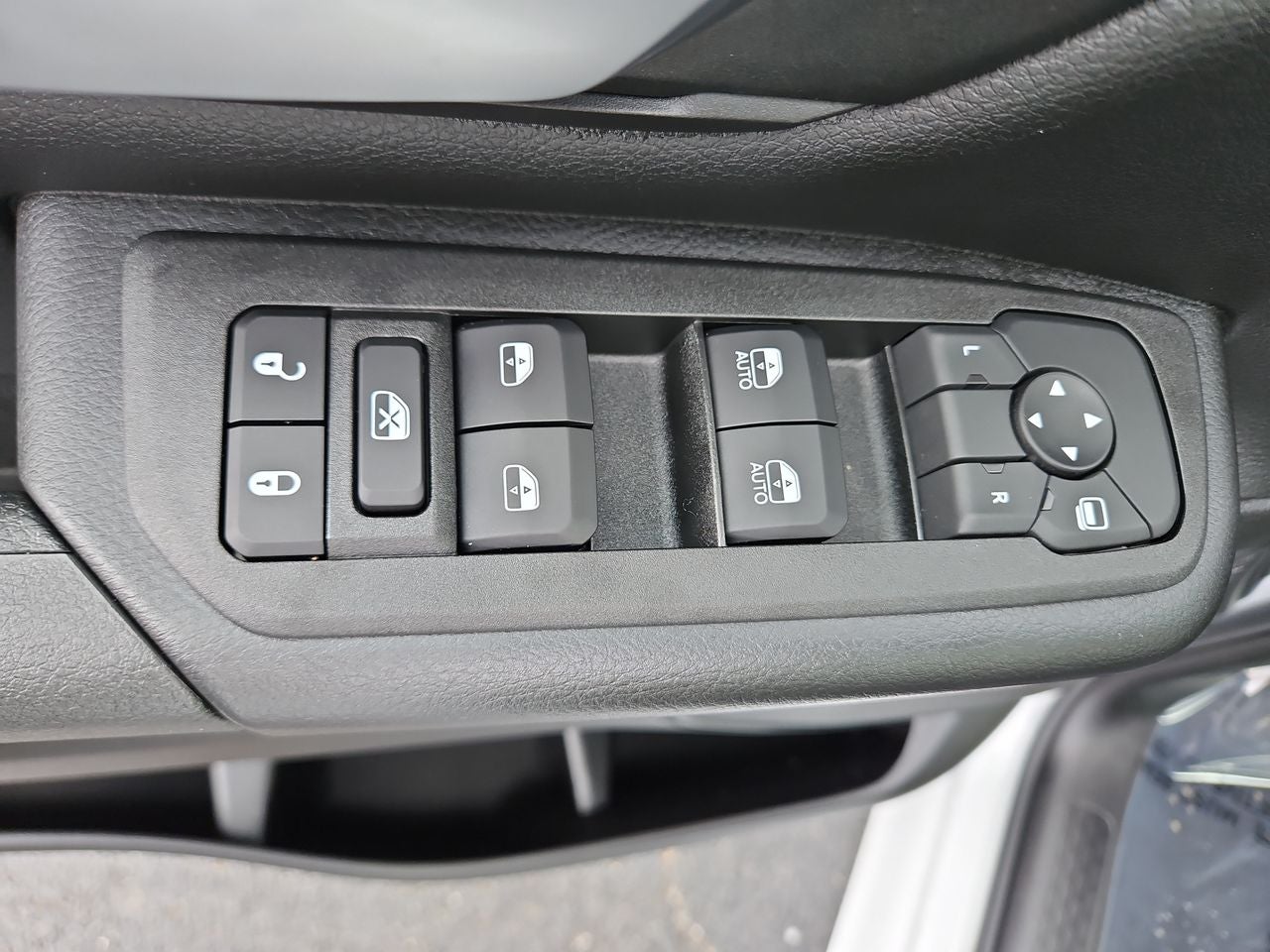 2025 RAM Ram 1500 RAM 1500 TRADESMAN CREW CAB 4X4 5'7' BOX