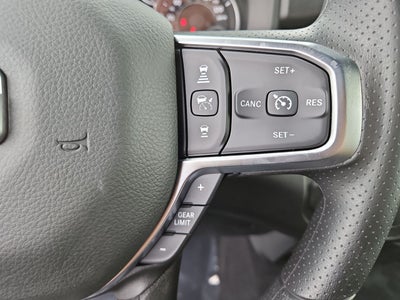 2025 RAM Ram 1500 RAM 1500 TRADESMAN CREW CAB 4X4 5'7' BOX