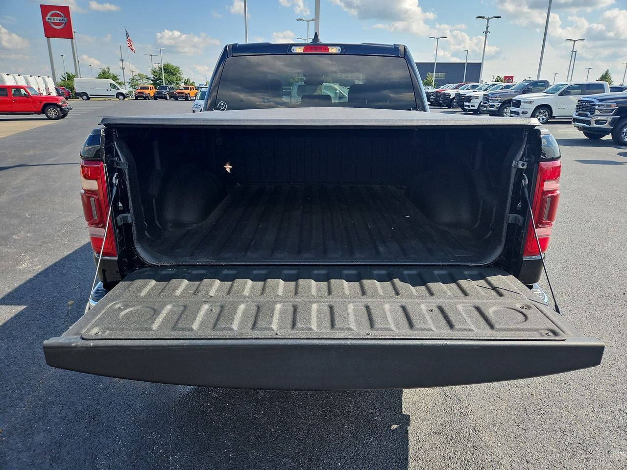 2024 RAM 1500 Laramie Crew Cab 4x4 5'7' Box