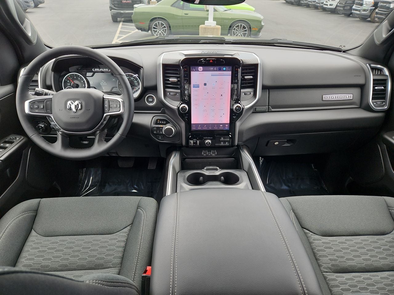 2025 RAM Ram 1500 RAM 1500 BIG HORN CREW CAB 4X4 5'7' BOX