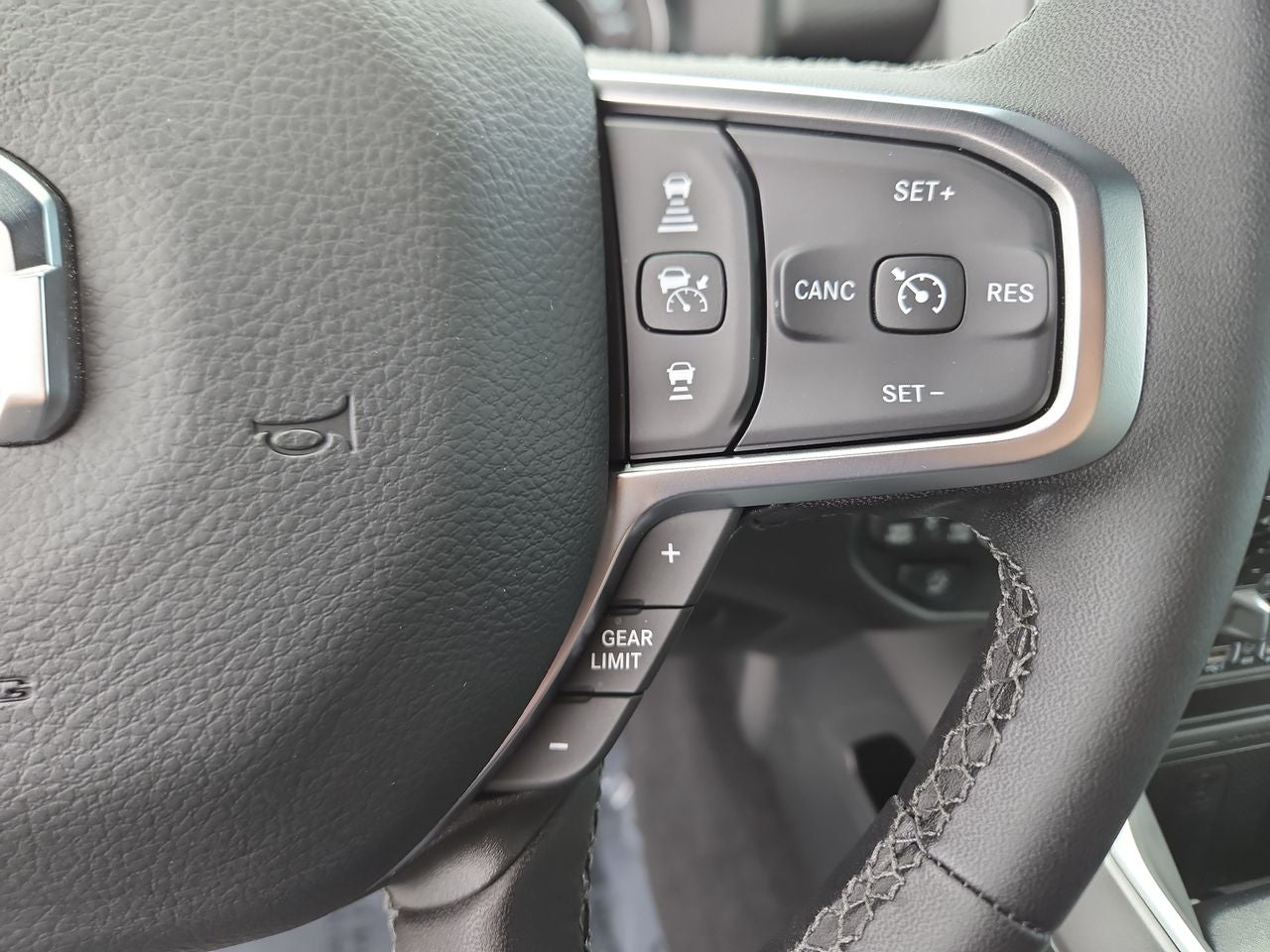 2025 RAM Ram 1500 RAM 1500 BIG HORN CREW CAB 4X4 5'7' BOX