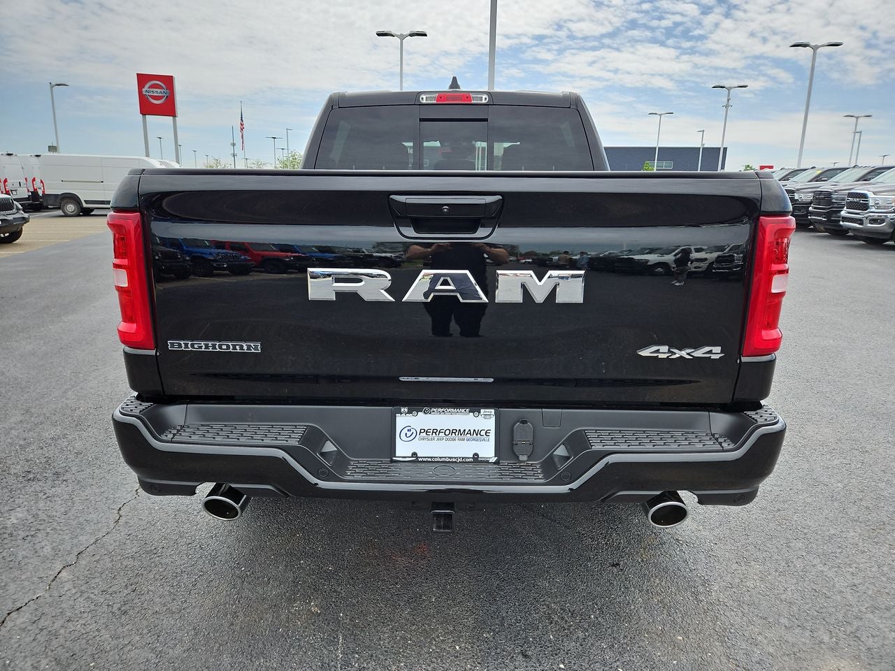 2025 RAM Ram 1500 RAM 1500 BIG HORN CREW CAB 4X4 5'7' BOX
