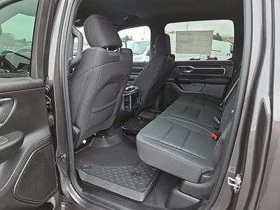 2025 RAM Ram 1500 RAM 1500 BIG HORN CREW CAB 4X4 5'7' BOX