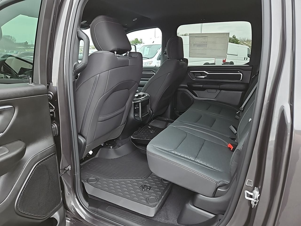 2025 RAM Ram 1500 RAM 1500 BIG HORN CREW CAB 4X4 5'7' BOX