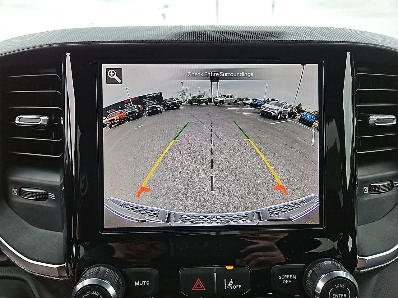 2025 RAM Ram 1500 RAM 1500 BIG HORN CREW CAB 4X4 5'7' BOX