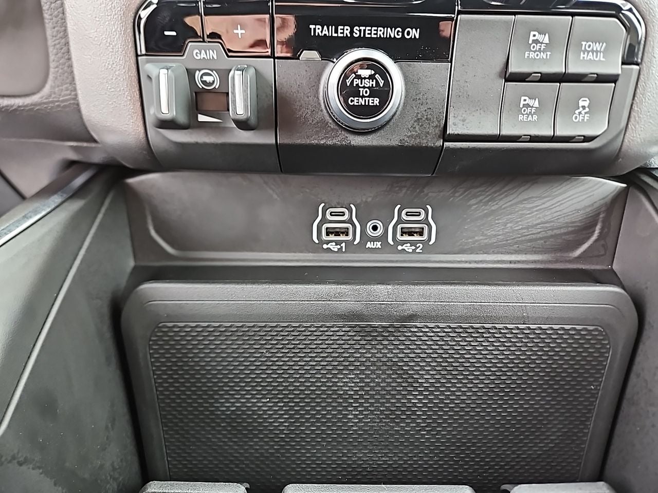 2025 RAM Ram 1500 RAM 1500 BIG HORN CREW CAB 4X4 5'7' BOX