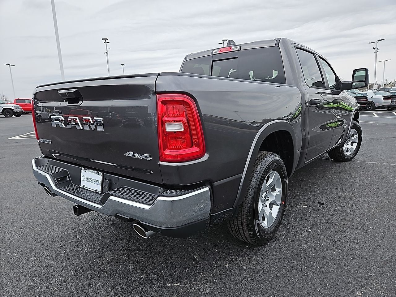 2025 RAM Ram 1500 RAM 1500 BIG HORN CREW CAB 4X4 5'7' BOX