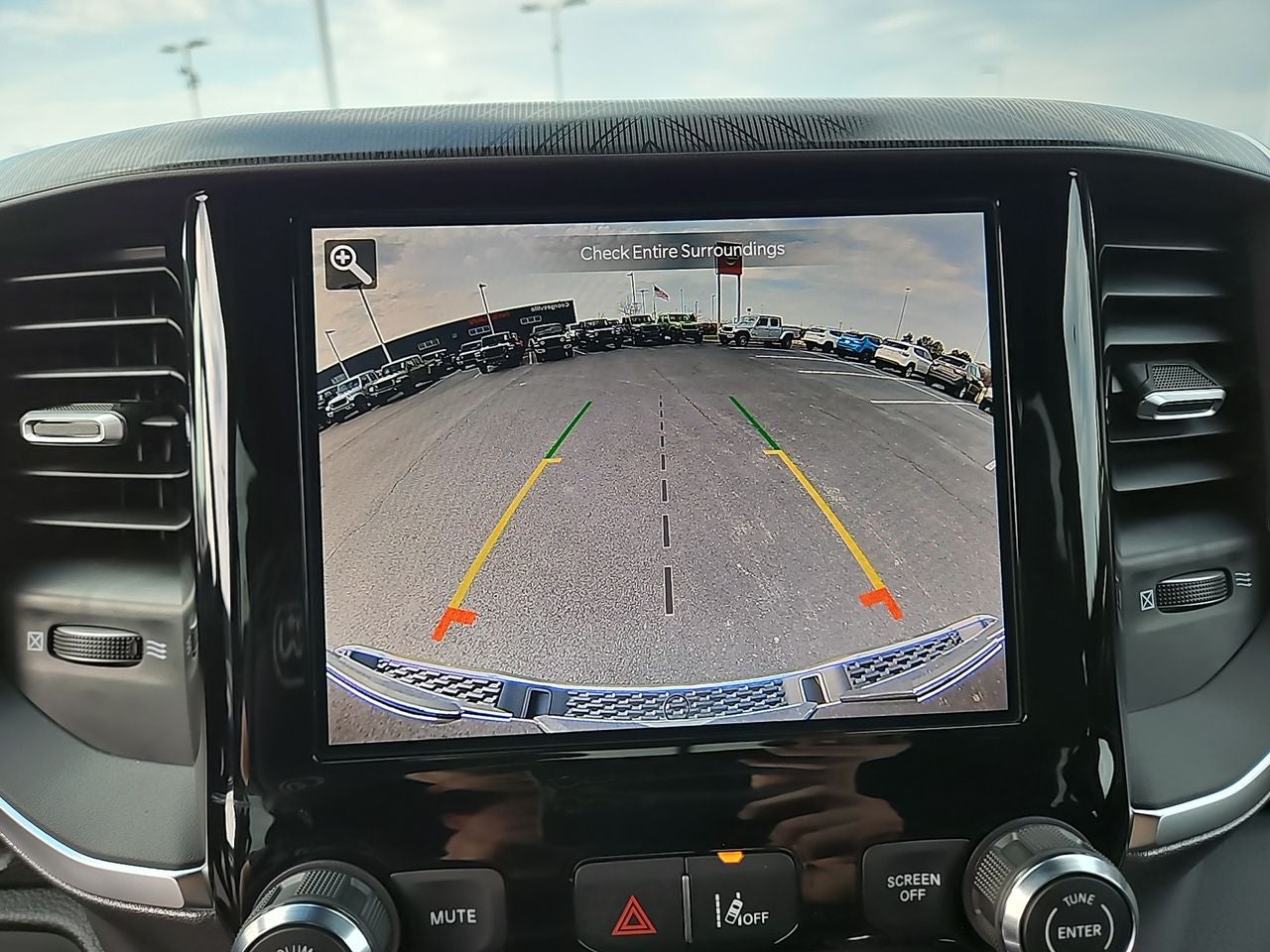 2025 RAM Ram 1500 RAM 1500 BIG HORN CREW CAB 4X4 5'7' BOX