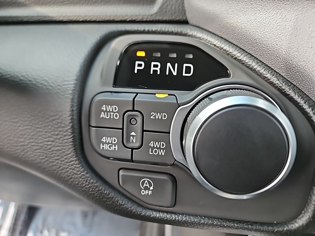 2025 RAM Ram 1500 RAM 1500 BIG HORN CREW CAB 4X4 5'7' BOX