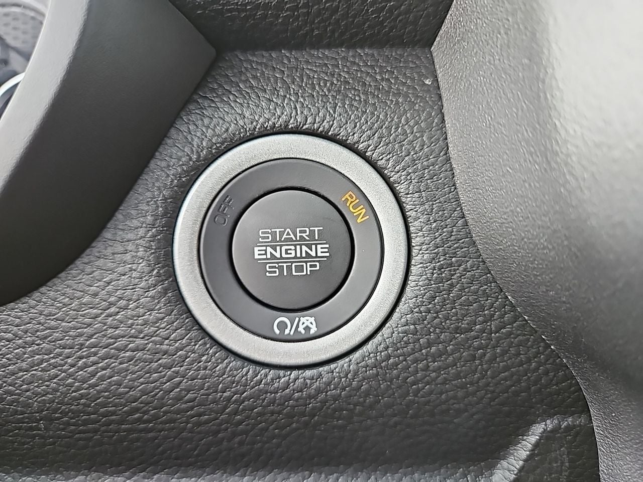 2025 RAM Ram 1500 RAM 1500 BIG HORN CREW CAB 4X4 5'7' BOX