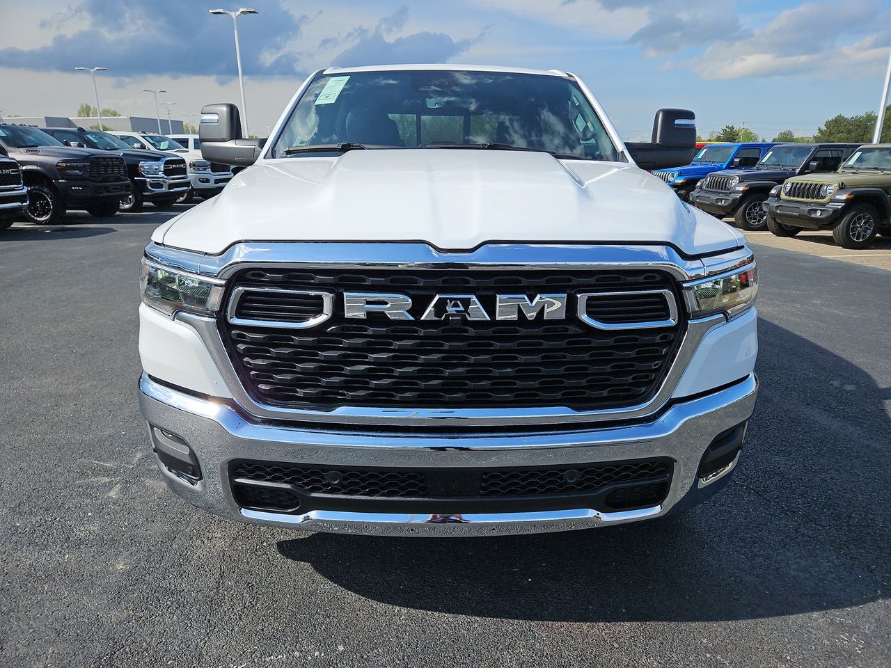 2025 RAM Ram 1500 RAM 1500 BIG HORN CREW CAB 4X4 5'7' BOX