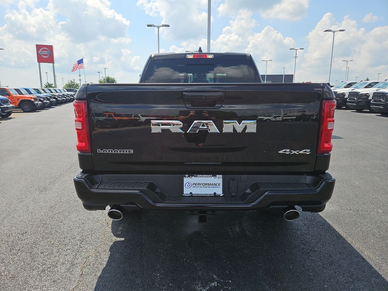 2026 RAM Ram 1500 RAM 1500 LARAMIE CREW CAB 4X4 5'7' BOX