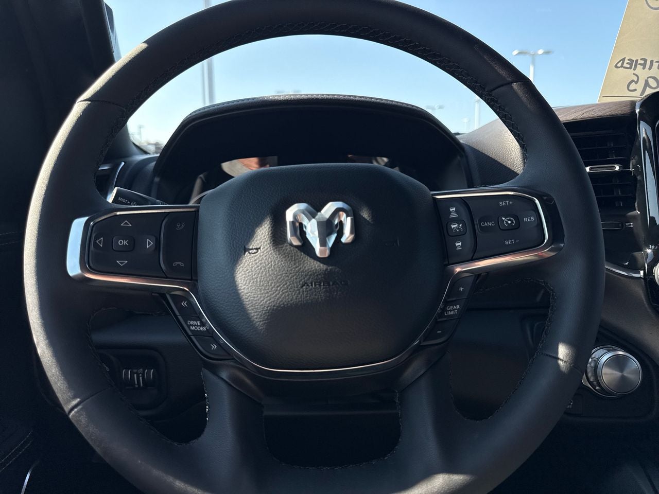 2025 RAM 1500 Laramie Crew Cab 4x4 5'7' Box