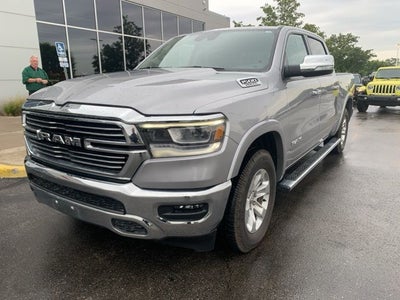 2022 RAM 1500 Laramie Crew Cab 4x4 5'7' Box