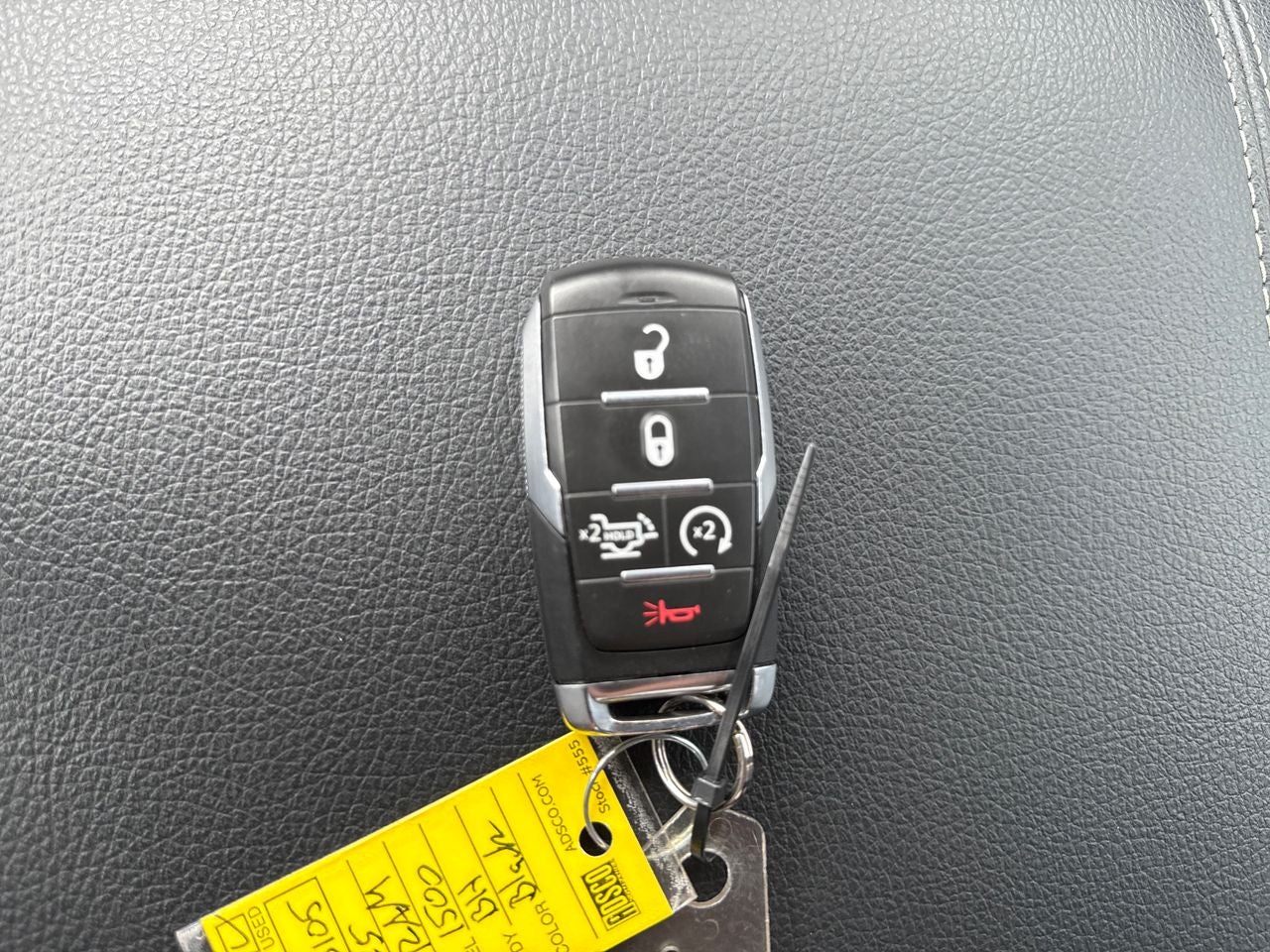 2025 RAM 1500 Big Horn Crew Cab 4x4 6'4' Box