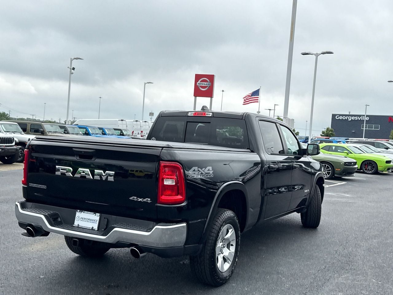 2025 RAM 1500 Big Horn Crew Cab 4x4 6'4' Box