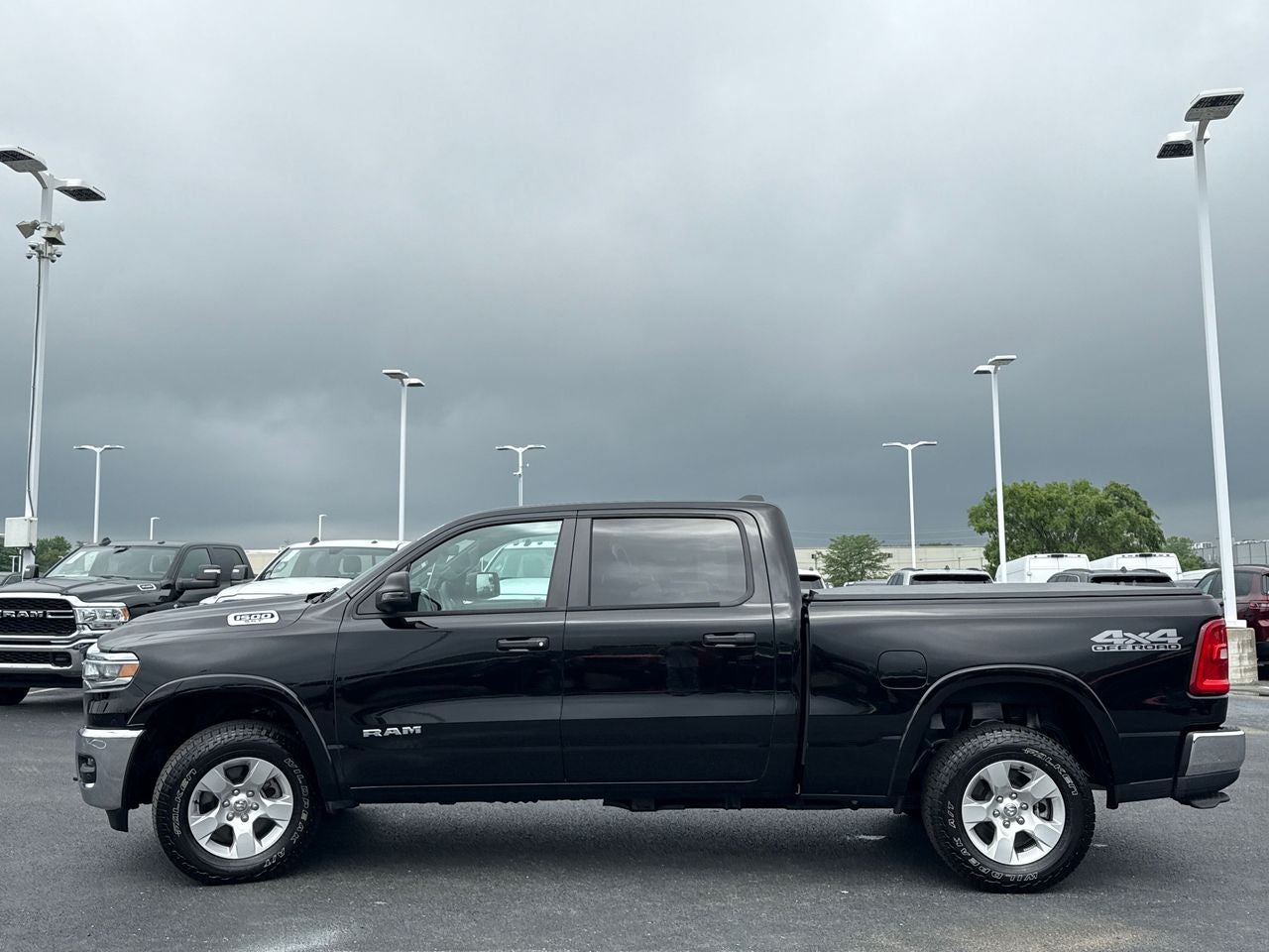 2025 RAM 1500 Big Horn Crew Cab 4x4 6'4' Box