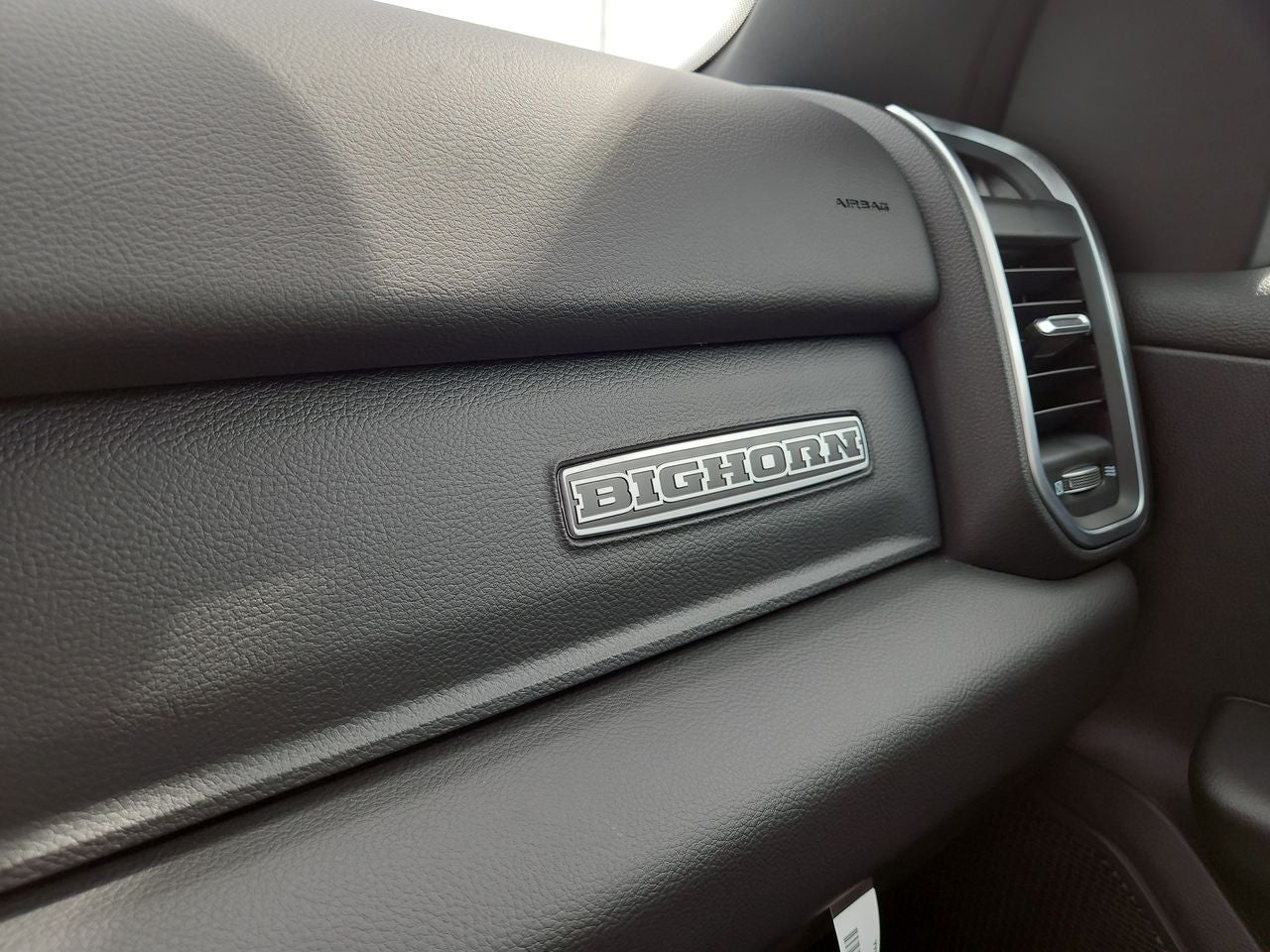 2025 RAM Ram 1500 RAM 1500 BIG HORN CREW CAB 4X4 6'4' BOX